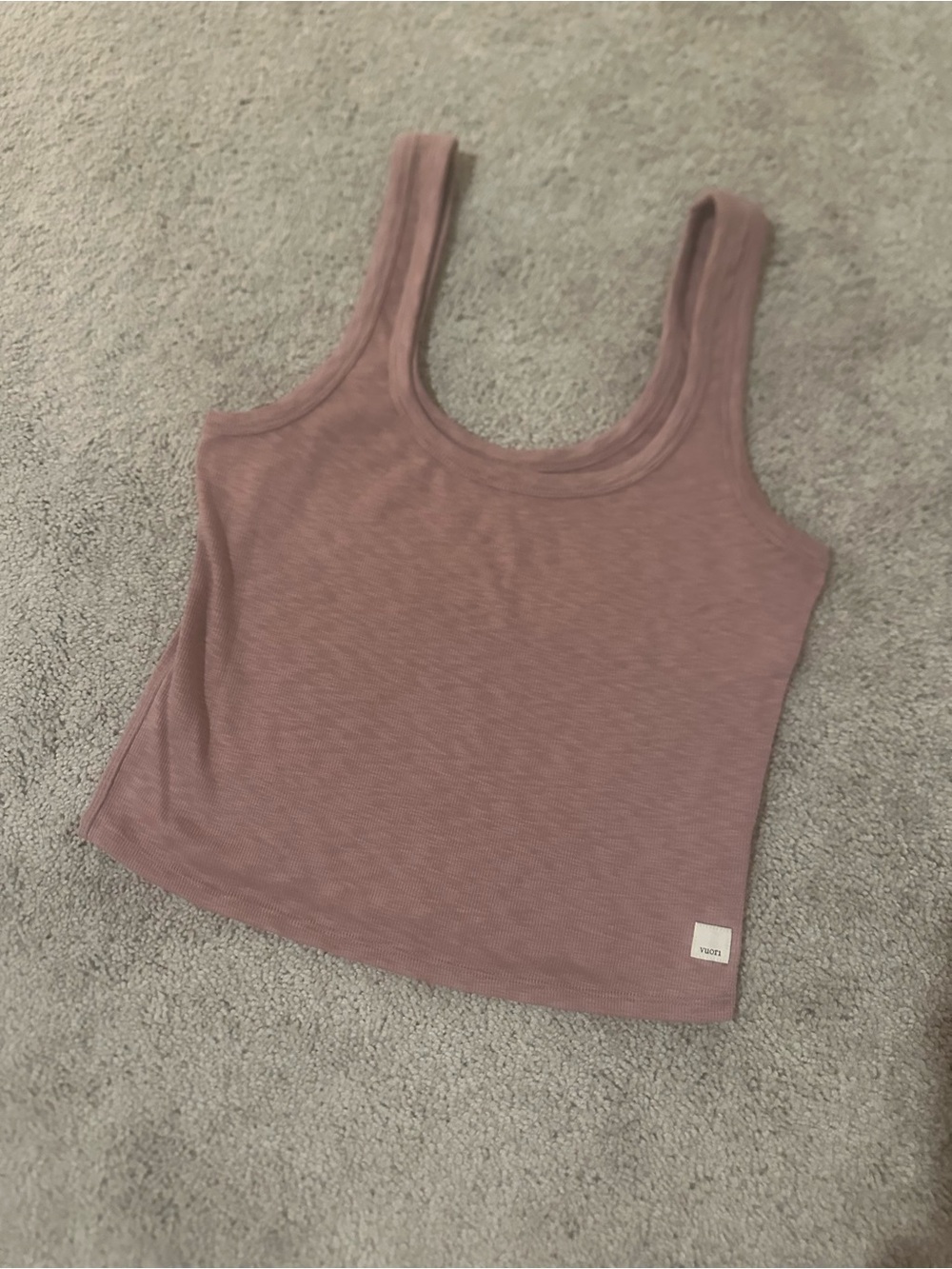 Vuori Ribbed Scoop Crop Tank in Dusty Mauve